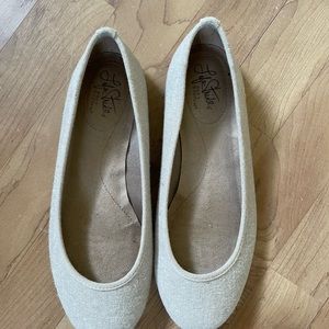 Life stride flats 🥿 shoes size 8
